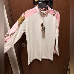 Mountanaire Realtree APC Pink Camo Quarter Zip – NWT